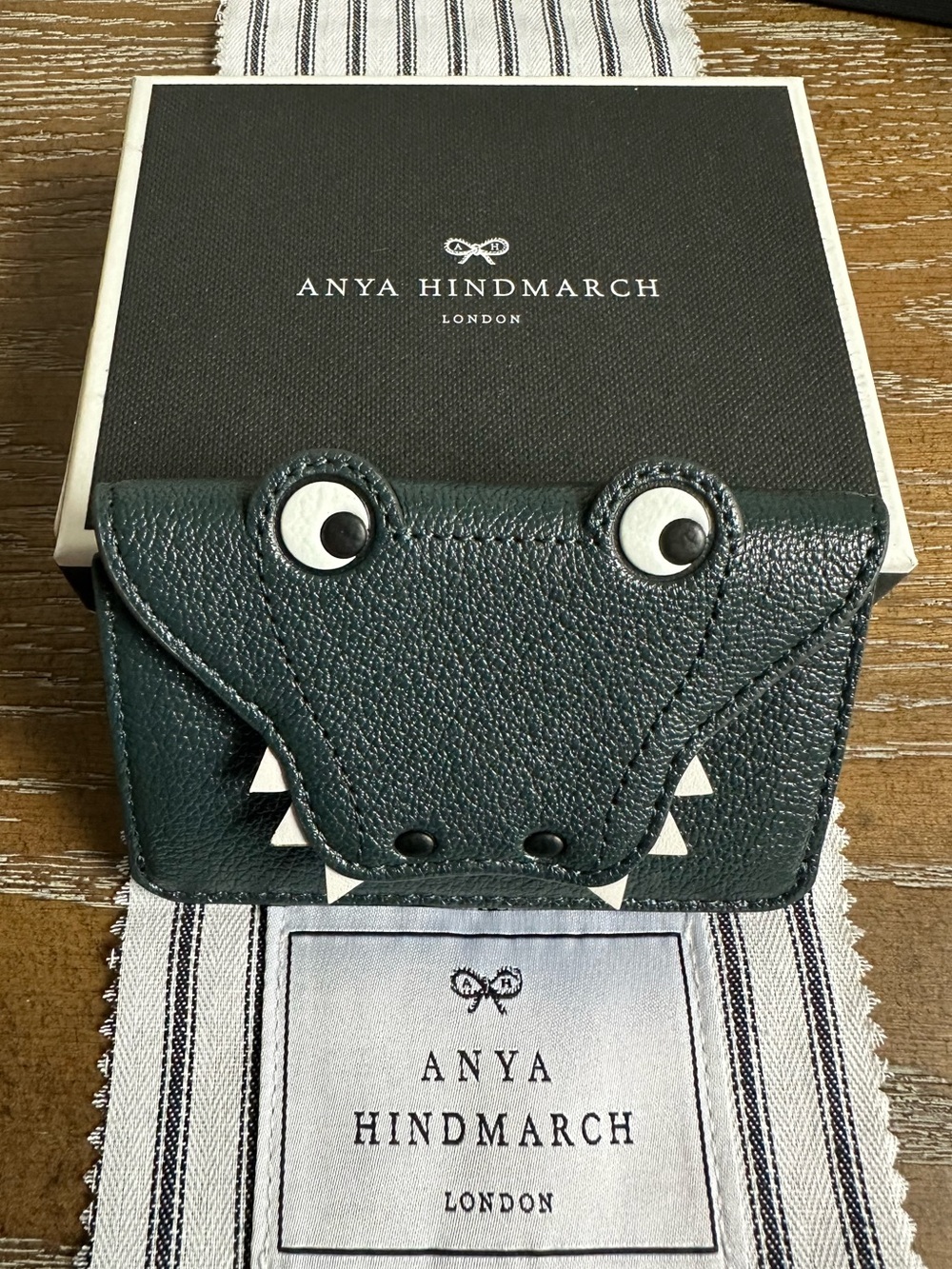 Anya Hindmarch card case crocodile in dark holly capra